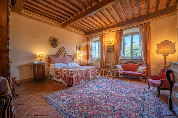 Image No.59-15 Bed Country House for sale