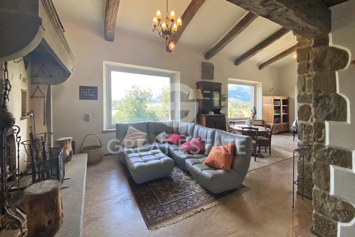 Image No.19-4 Bed Country House for sale