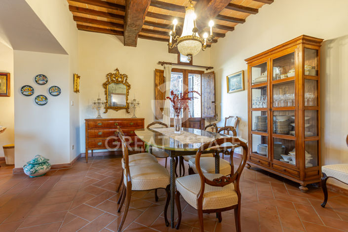 Image No.19-5 Bed Country House for sale