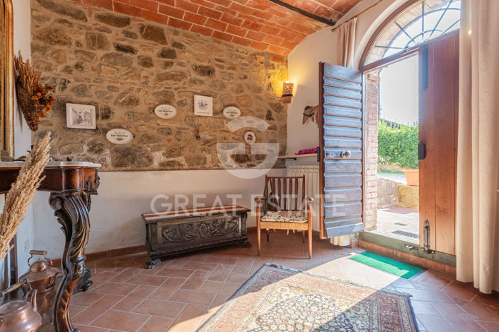 Image No.21-5 Bed Country House for sale