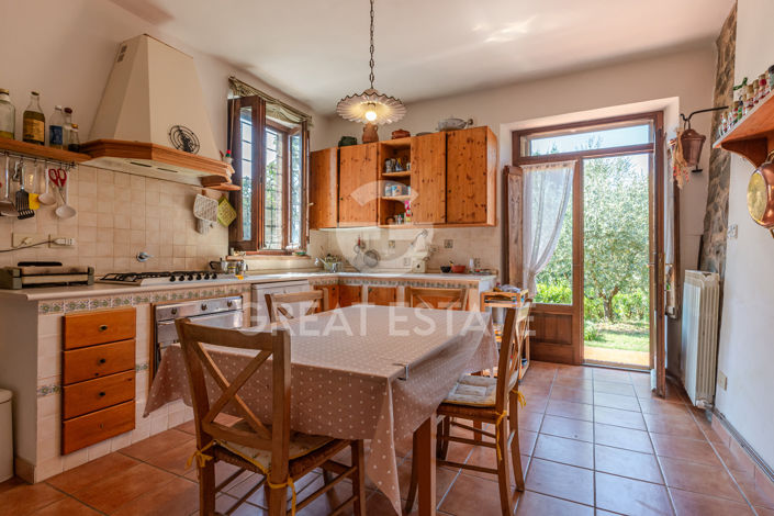 Image No.23-5 Bed Country House for sale