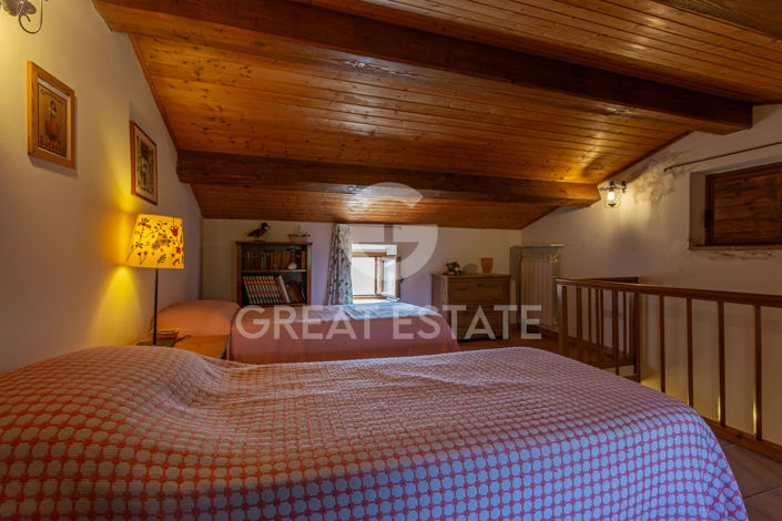 Image No.35-5 Bed Country House for sale
