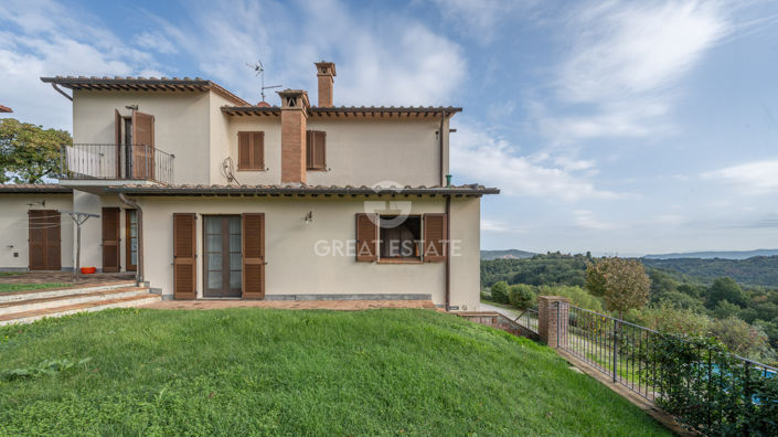 Image No.12-5 Bed Villa for sale