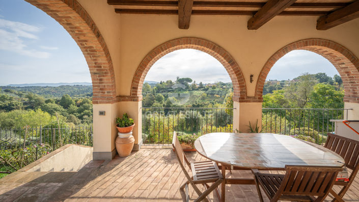 Image No.14-5 Bed Villa for sale