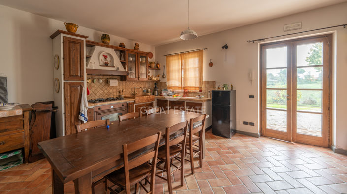 Image No.43-5 Bed Villa for sale