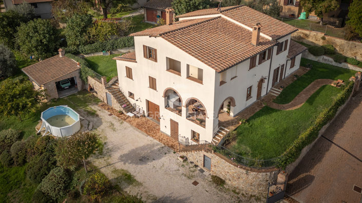 Image No.8-5 Bed Villa for sale