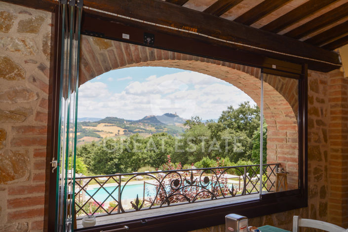 Image No.23-12 Bed Country House for sale