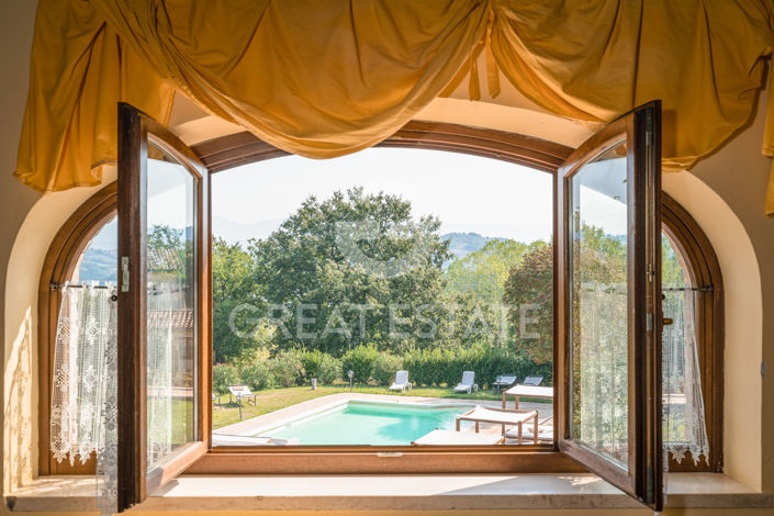 Image No.29-12 Bed Country House for sale