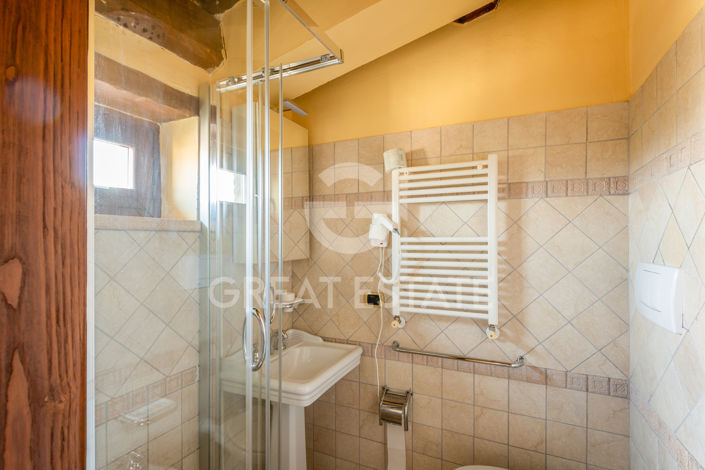 Image No.40-12 Bed Country House for sale