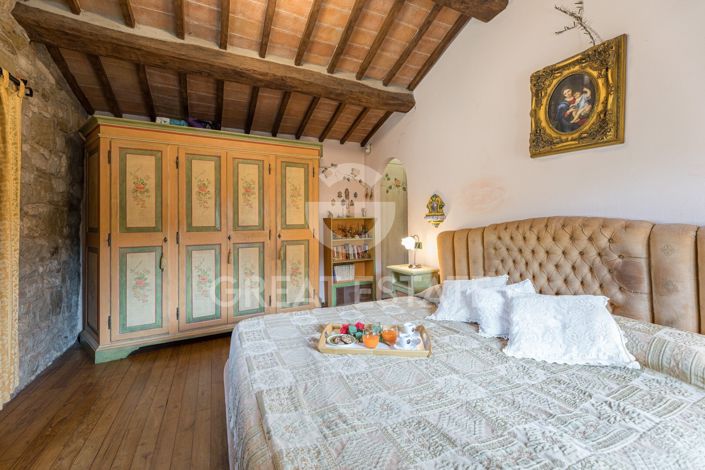 Image No.45-12 Bed Country House for sale