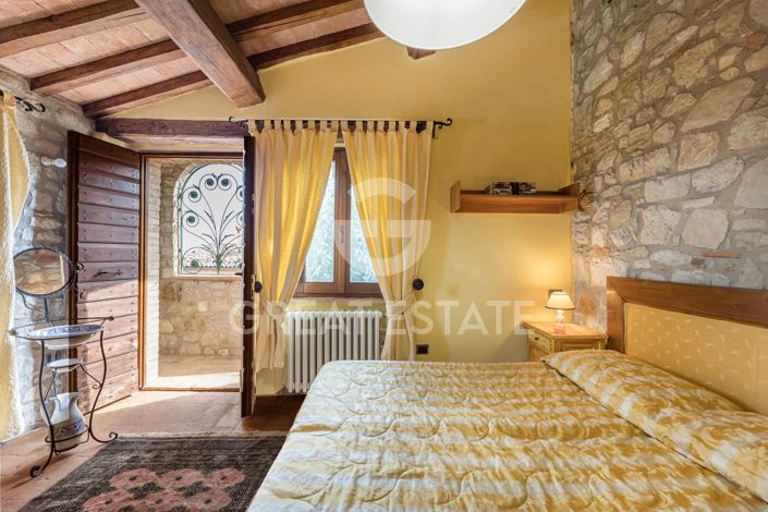 Image No.48-12 Bed Country House for sale