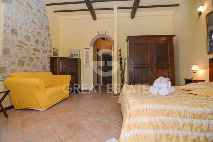 Image No.50-12 Bed Country House for sale