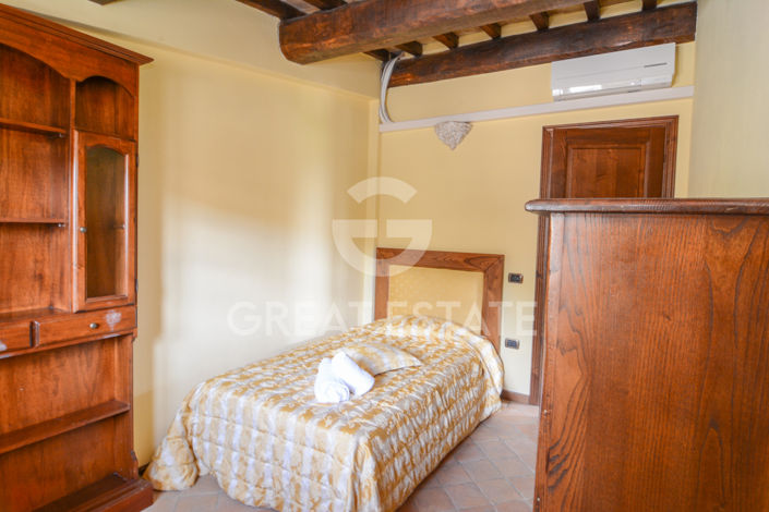 Image No.59-12 Bed Country House for sale