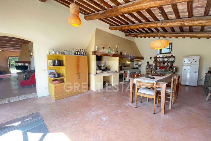 Image No.25-4 Bed Country House for sale