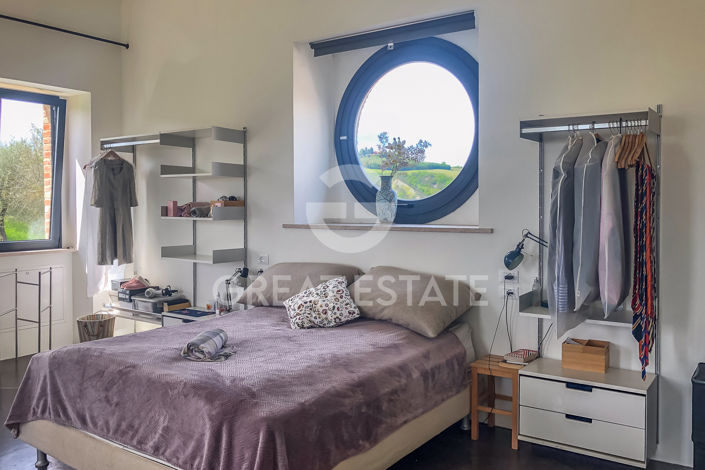 Image No.31-2 Bed Country House for sale