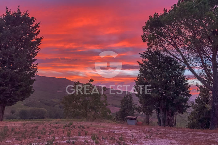 Image No.38-2 Bed Country House for sale