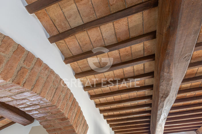 Image No.33-4 Bed Country House for sale