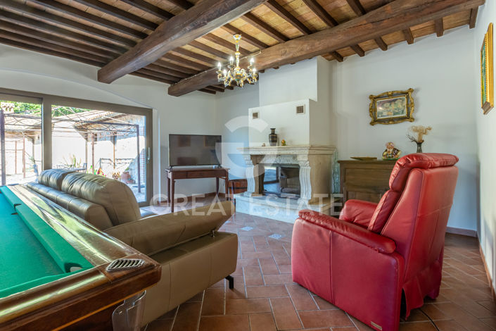 Image No.5-4 Bed Country House for sale