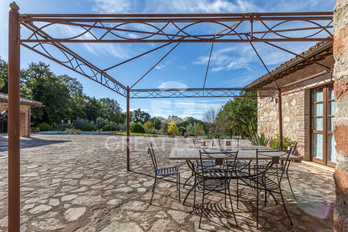 Image No.9-4 Bed Country House for sale