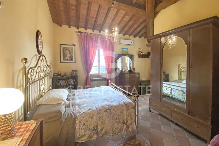 Image No.26-5 Bed Country House for sale