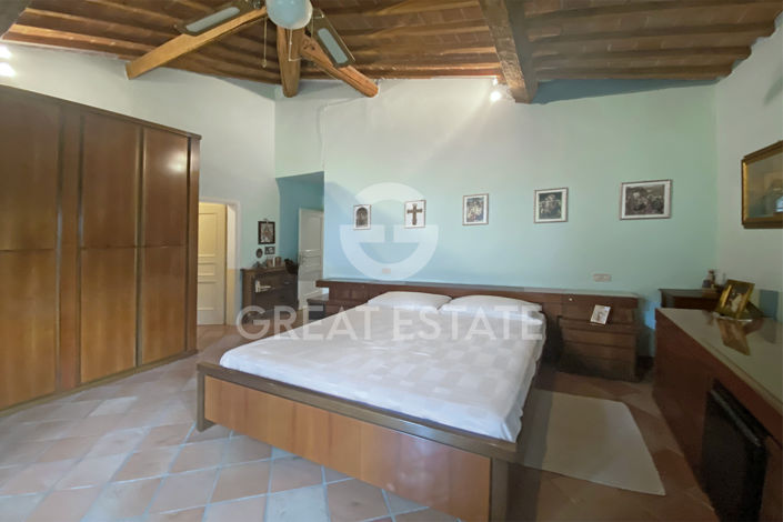 Image No.30-5 Bed Country House for sale