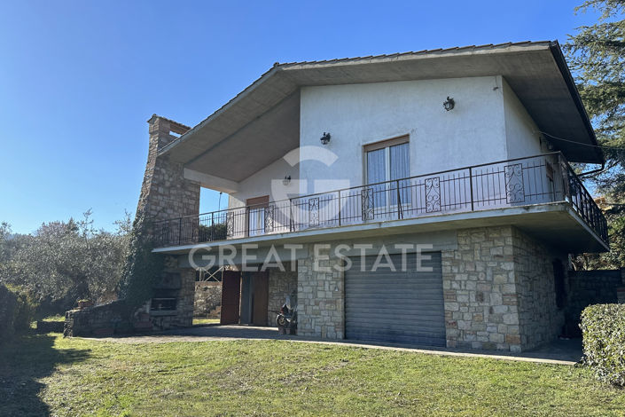 Image No.1-3 Bed Country House for sale