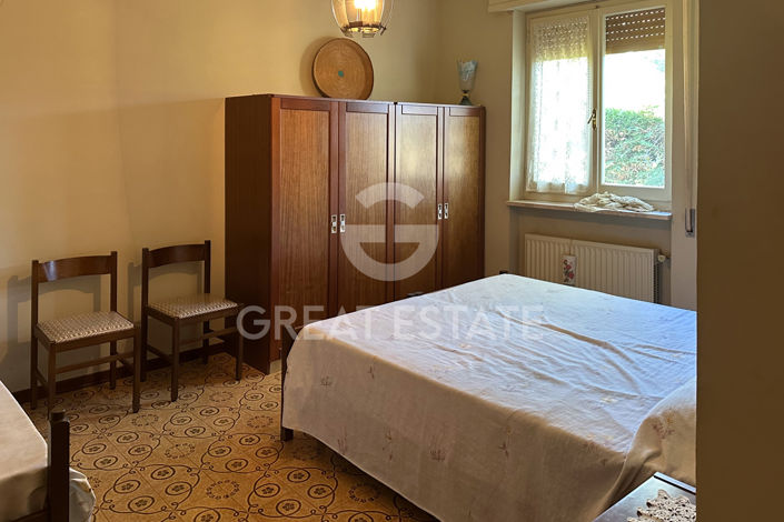 Image No.18-3 Bed Country House for sale