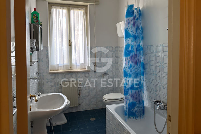 Image No.20-3 Bed Country House for sale