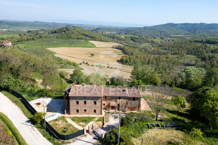 Image No.2-7 Bed Country House for sale