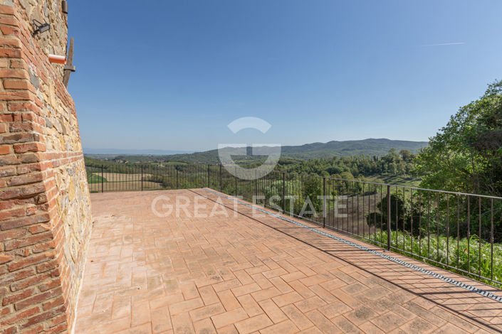 Image No.14-7 Bed Country House for sale