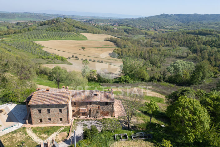 Image No.18-7 Bed Country House for sale