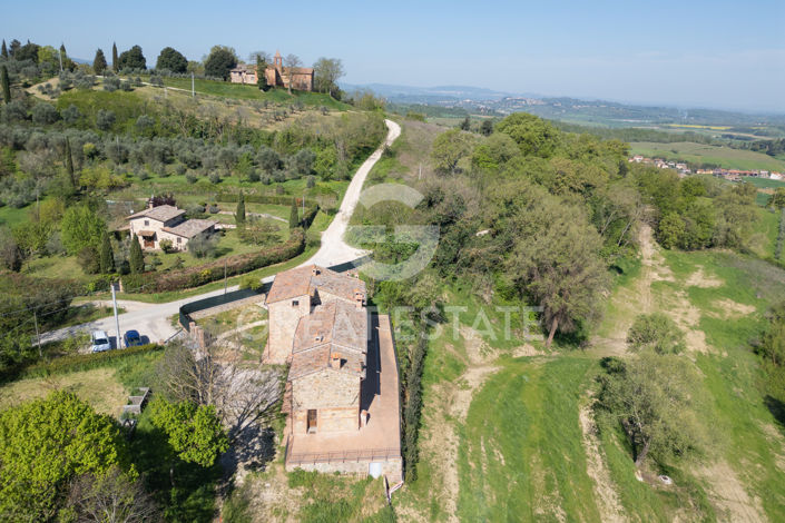 Image No.20-7 Bed Country House for sale