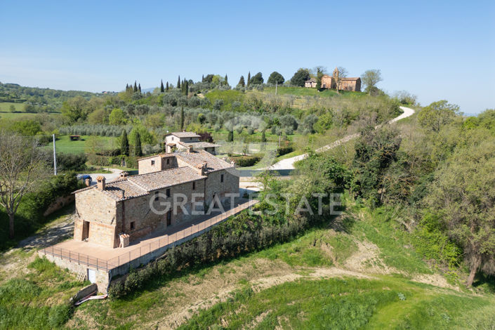 Image No.21-7 Bed Country House for sale