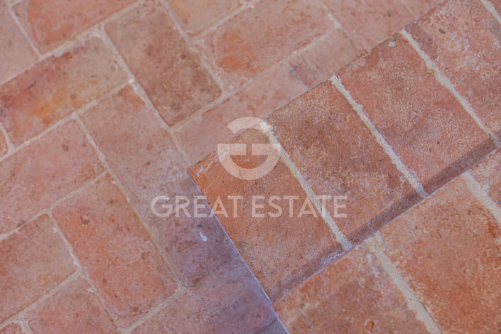 Image No.41-7 Bed Country House for sale