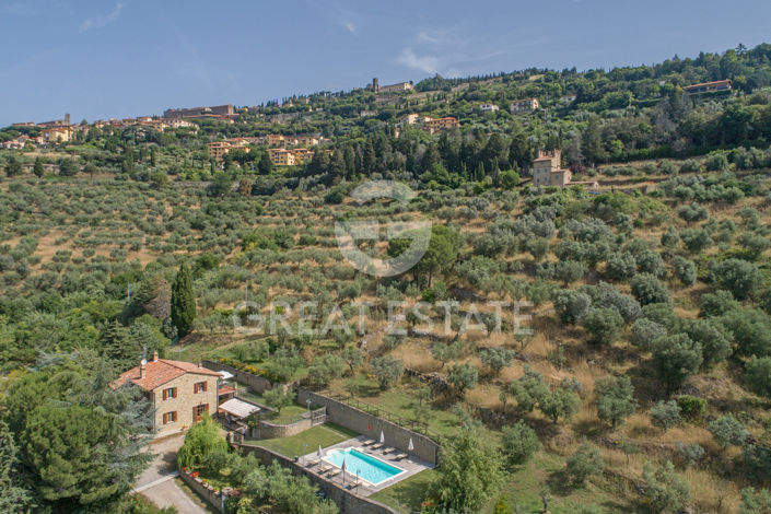 Image No.4-Maison de campagne de 4 chambres à vendre à Cortona