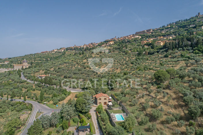 Image No.9-Maison de campagne de 4 chambres à vendre à Cortona