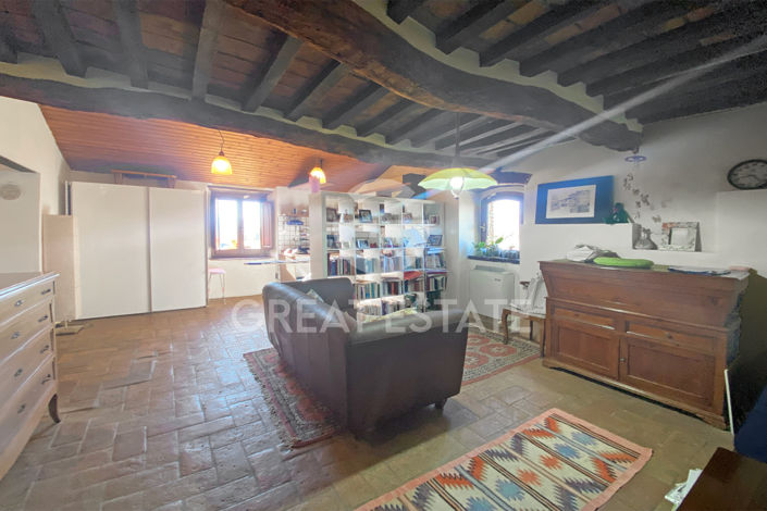 Image No.16-Maison de campagne de 7 chambres à vendre à Anghiari