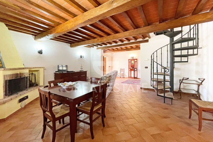 Image No.7-Maison de campagne de 2 chambres à vendre à Radicofani