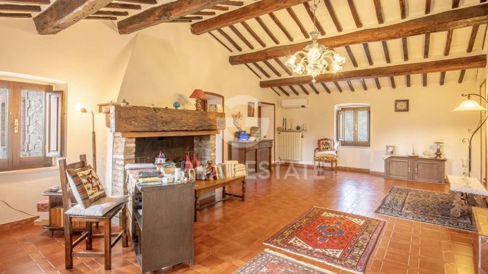 Image No.19-4 Bed Country House for sale