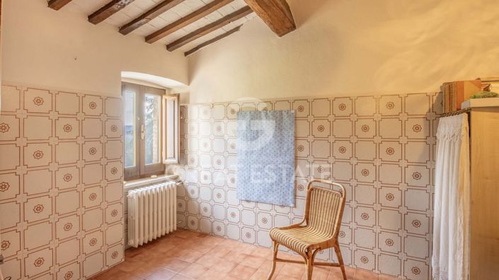 Image No.27-4 Bed Country House for sale