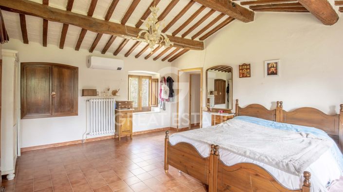 Image No.32-4 Bed Country House for sale