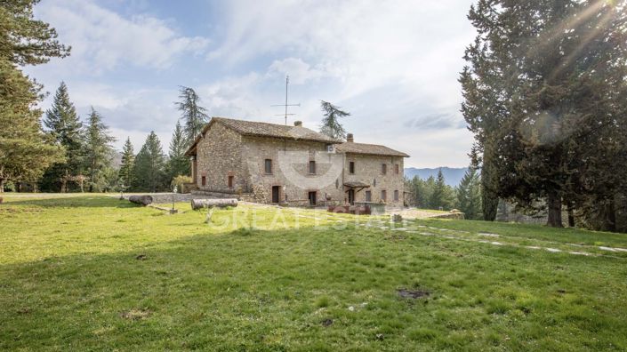 Image No.9-4 Bed Country House for sale