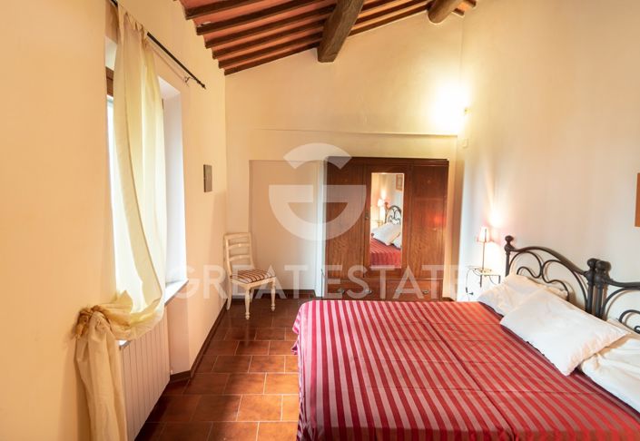 Image No.6-10 Bed Country House for sale