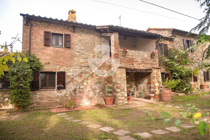 Image No.8-10 Bed Country House for sale