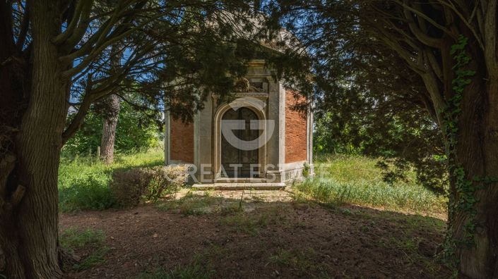 Image No.12-10 Bed Country House for sale