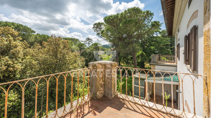 Image No.32-10 Bed Country House for sale