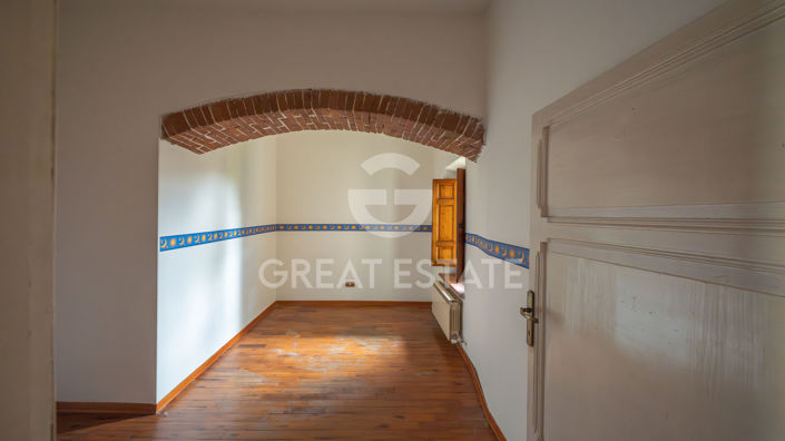 Image No.45-10 Bed Country House for sale