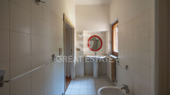 Image No.48-10 Bed Country House for sale