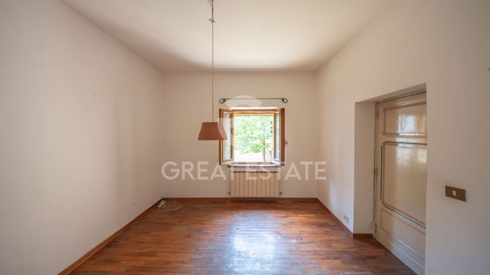 Image No.50-10 Bed Country House for sale