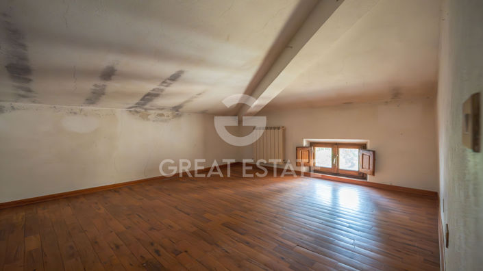 Image No.61-10 Bed Country House for sale